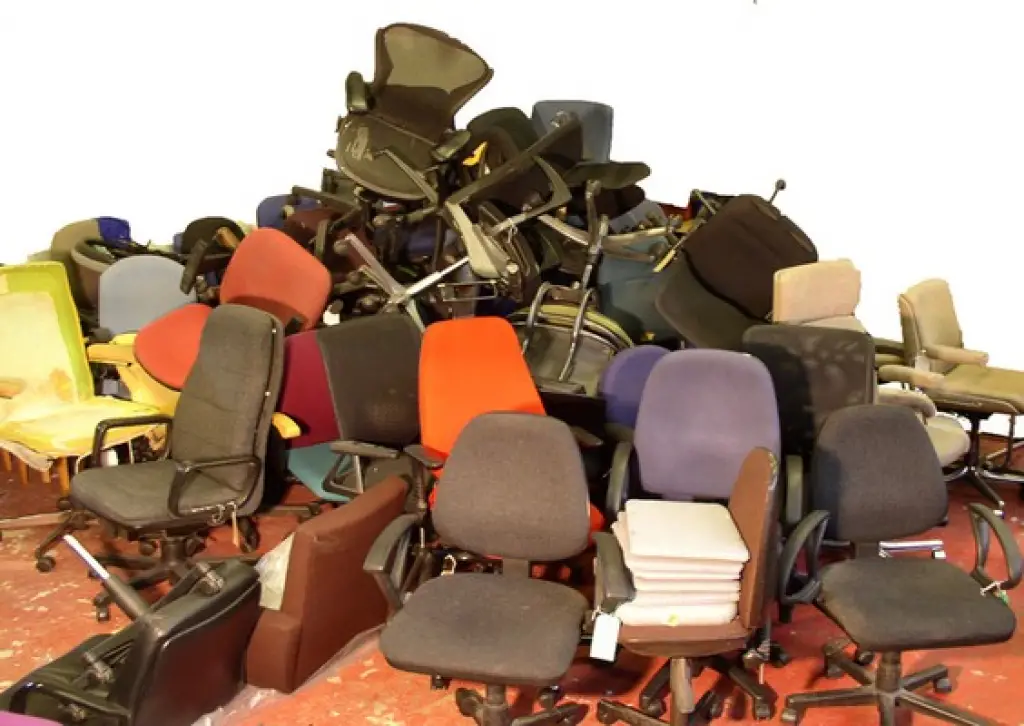 How To Fix An Office Chair That Won't Stay Up